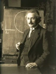 Read more about the article What is relativity with simple examples