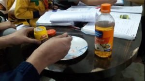Read more about the article Reacting Baking Soda and Vinegar